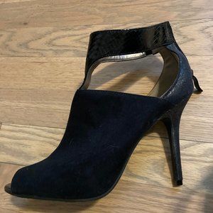 Black high-heeled booties - Size 8 - Sam & Libby